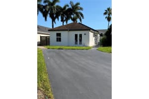 713 Sw 10th St, Florida City