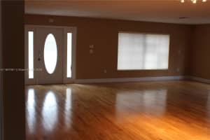 8881 Nw 189th Ter Hialeah, FL 33018 - MLS#A11897061