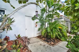 7966 Camino Cir B-3 Miami, FL 33143 - MLS#A11897088