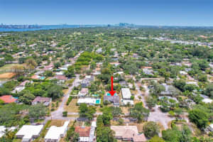 820 Ne 115th St Biscayne Park, FL 33161 - MLS#A11897096