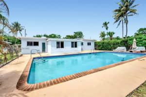 820 Ne 115th St Biscayne Park, FL 33161 - MLS#A11897096