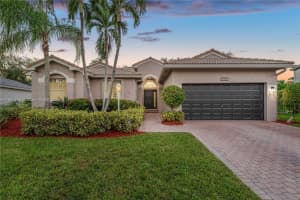 1894 Nw 141st Ave, Pembroke Pines