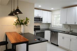 3100 Le Jeune Rd First Floor Coral Gables, FL 33134 - MLS#A11897149