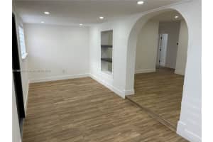 1421 Nw 1st Ave Fort Lauderdale, FL 33311 - MLS#A11897200