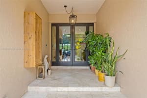 6124 Paradise Point Dr 6124 Palmetto Bay, FL 33157 - MLS#A11897207