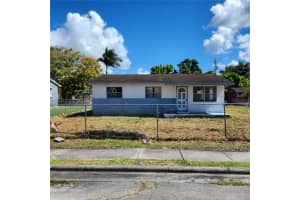 245 Sw 11th Ave South Bay, FL 33493 - MLS#A11897256