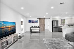 2112 N 14th Ter, Hollywood