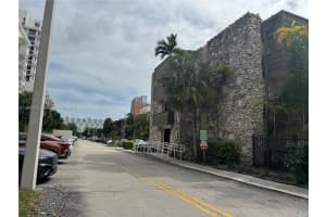 8315 72nd Ave , Miami, FL 33143 - MLS#A11897272