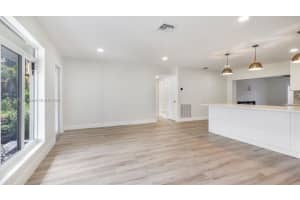 5713 Ne 17th Ter Fort Lauderdale, FL 33334 - MLS#A11897276