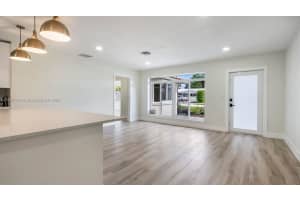 5713 Ne 17th Ter Fort Lauderdale, FL 33334 - MLS#A11897276