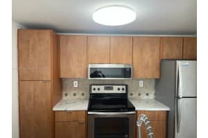 6995 Nw 186th St E305 Hialeah, FL 33015 - MLS#A11897315