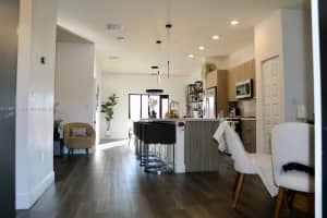 7819 Nw 104th Ave 3 Doral, FL 33178 - MLS#A11897316