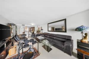 1717 N Bayshore Dr A-2638 Miami, FL 33132 - MLS#A11897332