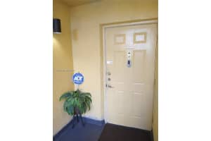 6575 W Oakland Park Blvd 308 Lauderhill, FL 33313 - MLS#A11897348