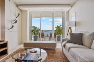 218 Se 14th St 2105, Miami