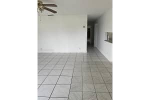 810 Sw 73 Rd Ave 810 North Lauderdale, FL 33068 - MLS#A11897360