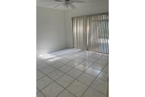 810 Sw 73 Rd Ave 810 North Lauderdale, FL 33068 - MLS#A11897360