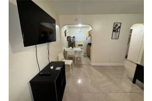 2305 Monroe St 4 Hollywood, FL 33020 - MLS#A11897387