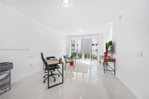 7751 Nw 107th Ave 422 Doral, FL 33178 - MLS#A11897388