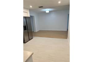 4233 Washington St Hollywood, FL 33021 - MLS#A11897391