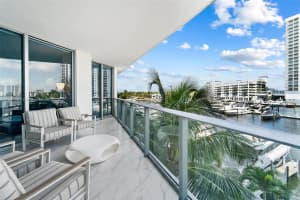 17111 Biscayne Blvd 307 North Miami Beach, FL 33160 - MLS#A11897393