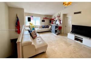 8039 Lake Dr 201 Doral, FL 33166 - MLS#A11897394