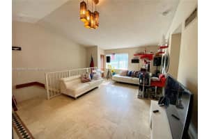 8039 Lake Dr 201 Doral, FL 33166 - MLS#A11897394