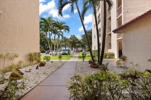 9451 Evergreen Pl 303 Davie, FL 33324 - MLS#A11897454