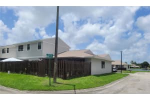 5318 N Tennis Ln 5318 Delray Beach, FL 33484 - MLS#A11897472