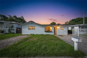 8811 Sw 128th St, Miami