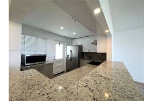 7850 Byron Ave 702 Miami Beach, FL 33141 - MLS#A11897475