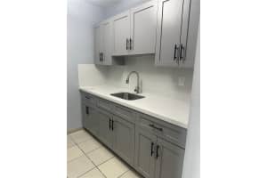 MLS# A11897481, North Miami, Florida 33161