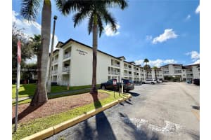 11201 Nw 89th St 219 Doral, FL 33178 - MLS#A11897497