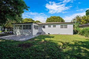 1100 Ne 166th St North Miami Beach, FL 33162 - MLS#A11897499