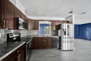 8105 Sw 19th St North Lauderdale, FL 33068 - MLS#A11897507