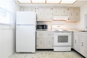 110 Royal Park Dr 2h Oakland Park, FL 33309 - MLS#A11897512