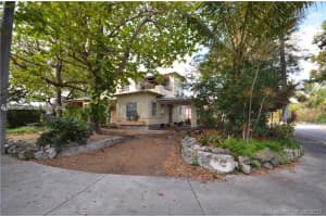 6322 Ne 5th Ave Miami, FL 33138 - MLS#A11897536