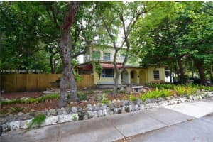 6322 Ne 5th Ave Miami, FL 33138 - MLS#A11897536