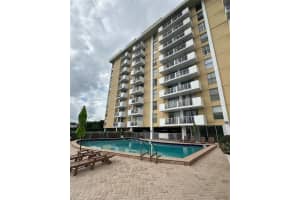 MLS# A11897601, North Miami, Florida 33181