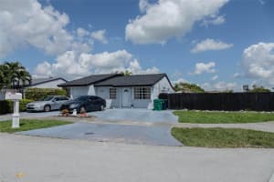 13337 Nw 3rd Ln Miami, FL 33182 - MLS#A11897604