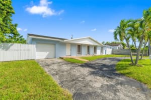 15913 Fairway Heights Blvd Miami, FL 33157 - MLS#A11897627
