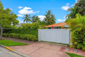 7970 Hawthorne Ave Miami Beach, FL 33141 - MLS#A11897651