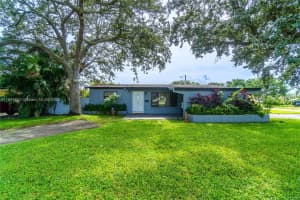 3338 Taft St Hollywood, FL 33021 - MLS#A11897652