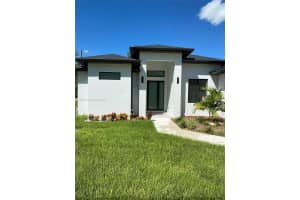 706 W 10th St Lehigh Acres, FL 33972 - MLS#A11897670