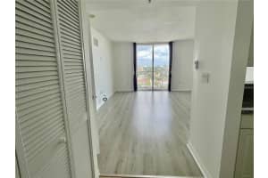 900 SW 8th St APT 1505, Miami, FL 33130, - MLS#A11897672