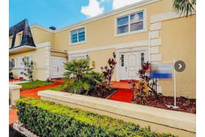 816 Ne 27th Ave 816 Hallandale Beach, FL 33009 - MLS#A11897716