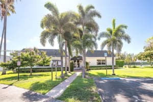 816 Ne 27th Ave 816 Hallandale Beach, FL 33009 - MLS#A11897716