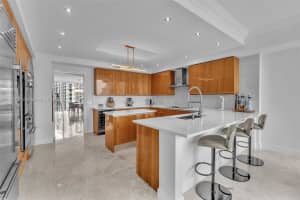333 Las Olas Way 3706 Fort Lauderdale, FL 33301 - MLS#A11897730