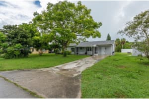 121 E 3rd Street Lehigh Acres, FL 33936 - MLS#A11897733