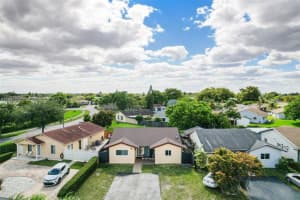 4216 SW 138th Ct, Miami, FL 33175, - MLS#A11897751